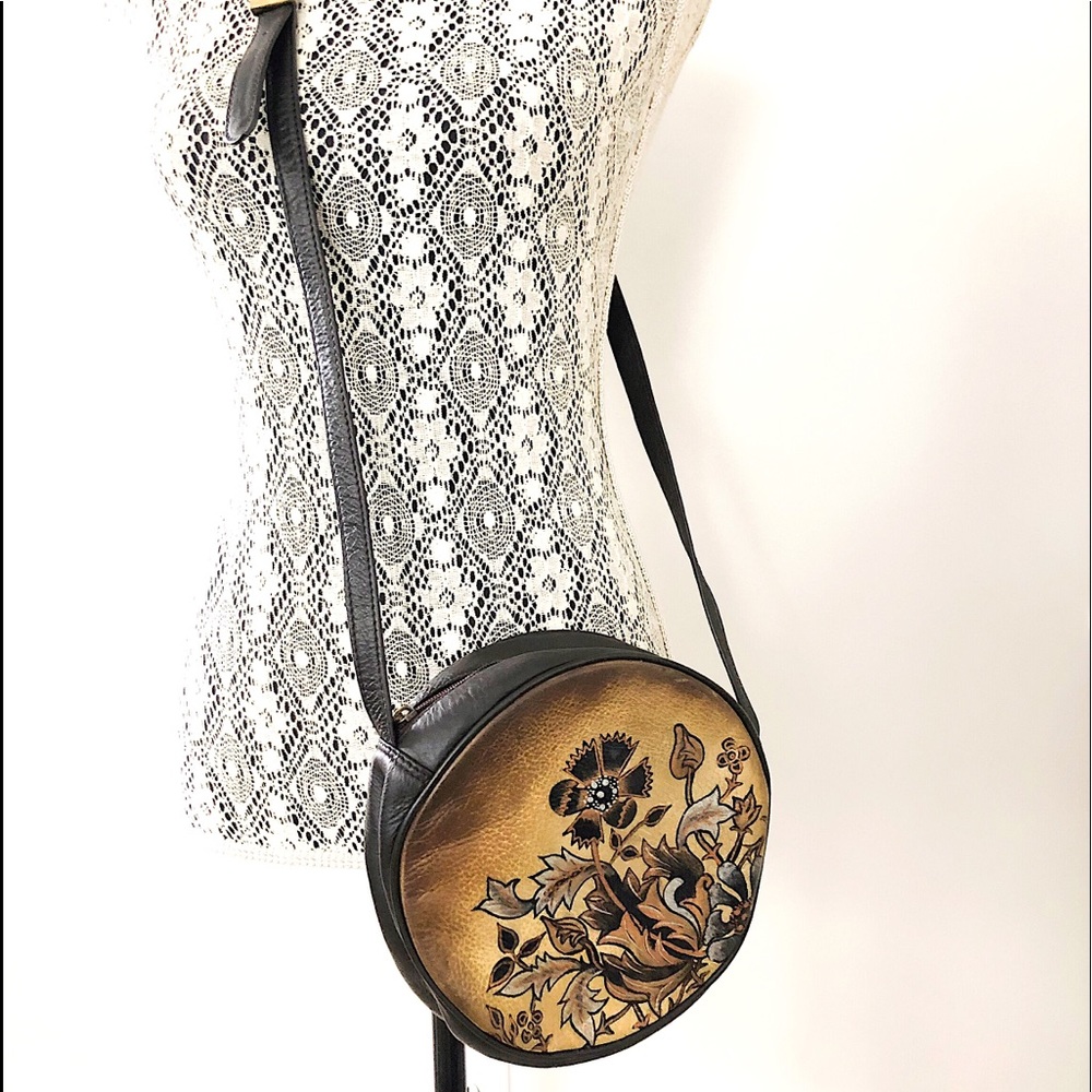 Biacci Round Crossbody